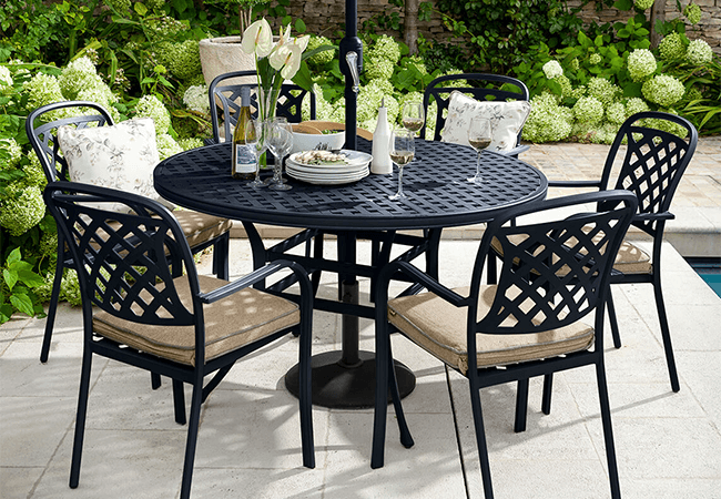 Image of Hartman Berkeley 6 Seat Round Dining Set in Bronze / Amber - NO PARASOL