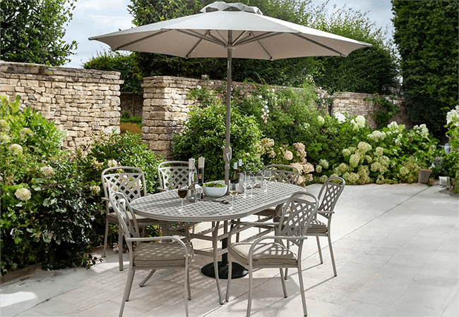 Image of Hartman Berkeley 6 Seat Oval Dining Set in Maize / Wheatgrass