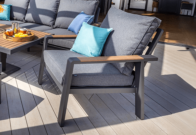 Image of Hartman Sonas Lounge Chair in Matt Xerix / Harris