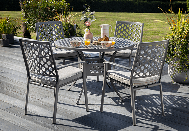 Image of Hartman Avebury 4 Seat Dining Set in Crimini / Moon - No Parasol
