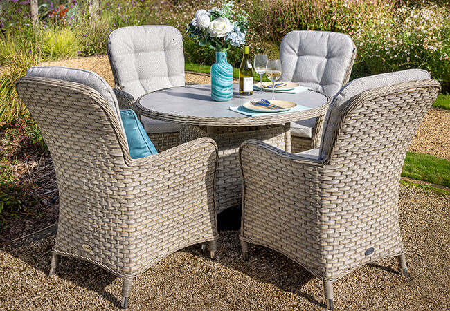Image of Hartman Eton Tuscan 4 Seat Round Dining Set in Beech/Oatmeal - NO PARASOL