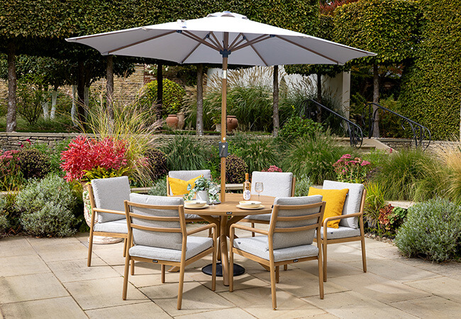Image of Hartman Sahara 6 Seat Round Dining Set