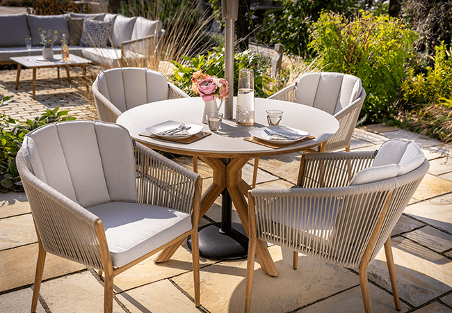 Image of Hartman Portico 4 Seat Round Dining Set in Almond and Ivory - NO PARASOL