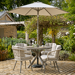 Small Image of Hartman Aries 4 Seat Round Dining Set