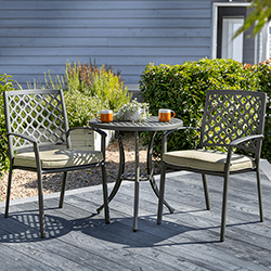 Image of Hartman Avebury Bistro Set in Antique Moss / Wheatgrass