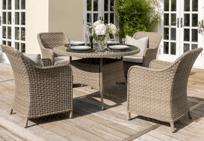 Image of Kettler Charlbury 4 Seat Dining Set with Signature Cushions