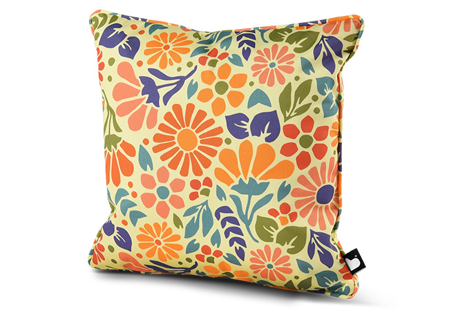 Image of Extreme Lounging B Cushion Art Collection - Flower Power