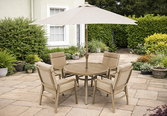 Image of LG Sorrento 4 Seat Dining Set with Deluxe 2.5m Parasol
