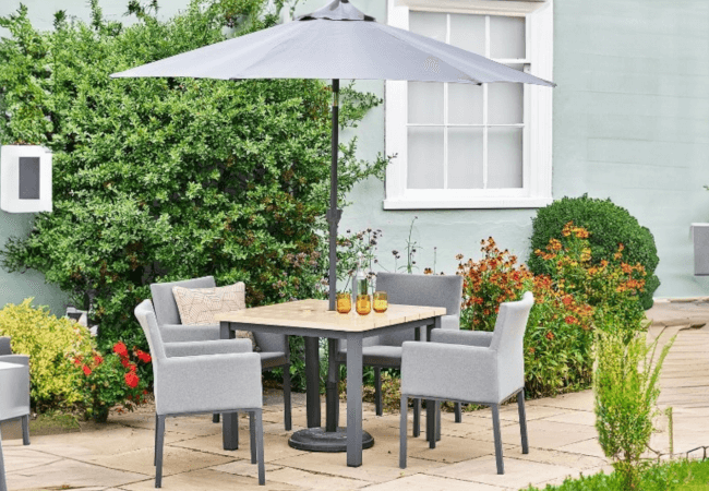 Image of LG Venice 4 Seat Dining Set with 2.5m Parasol