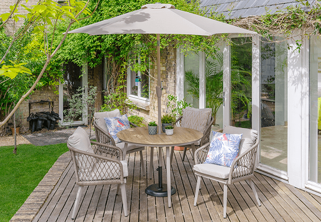 Image of LG Sarasota 4 Seat Round Dining Set