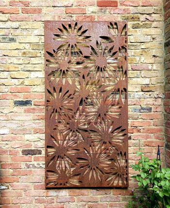 Image of Daisies Design 2mm Steel Rustic Metal Screen, 1.8m tall