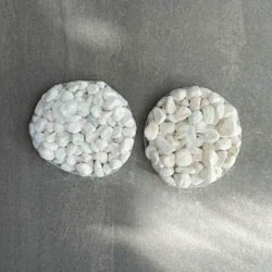 Small Image of 2 bags of 1kg White Stones (2kg)