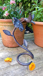 Small Image of Hummingbird Garden Sculpture