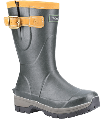 Image of Cotswold Green Stratus Short - UK Size 9