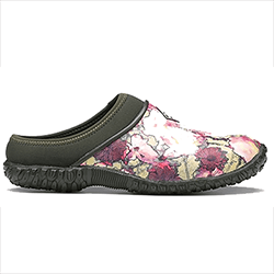 Small Image of Muck Boot Muckster II Clog in Green Print - UK 3