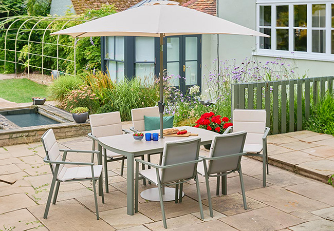 Image of LG Tuscany 6 Seat Dining Set with 3m Parasol