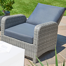 Small Image of LIFE Hawaii Lounge Chair in Yacht Grey/Carbon