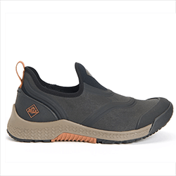 Small Image of Muck Boot Outscape Low Slip-on Men's Shoe in Black